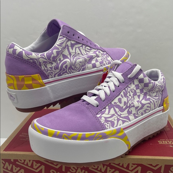 Vans WMNS Old Skool Stacked
Wavy Daze Sheer Lilac
VN0A4U15BD9 Platform Sneakers - Picture 9 of 16